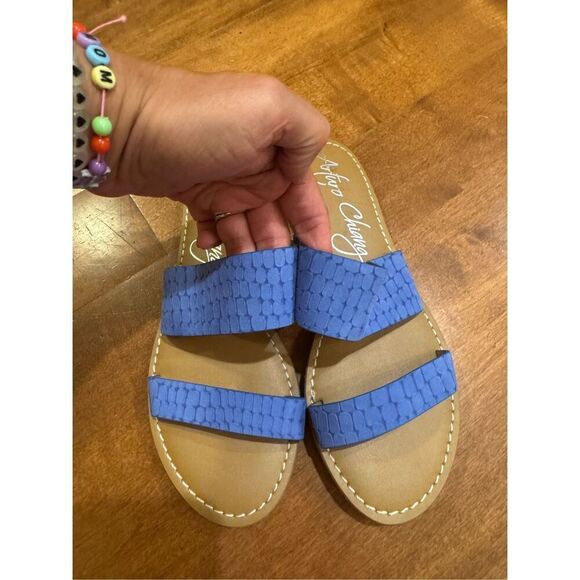 Woman’s Arturo Chiang leather sandals size 6.5 - Picture 2 of 5